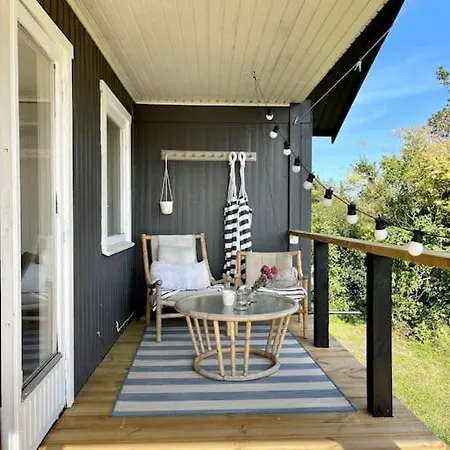Strandbakkehuset Willa