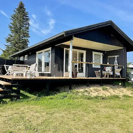 Willa Strandbakkehuset *